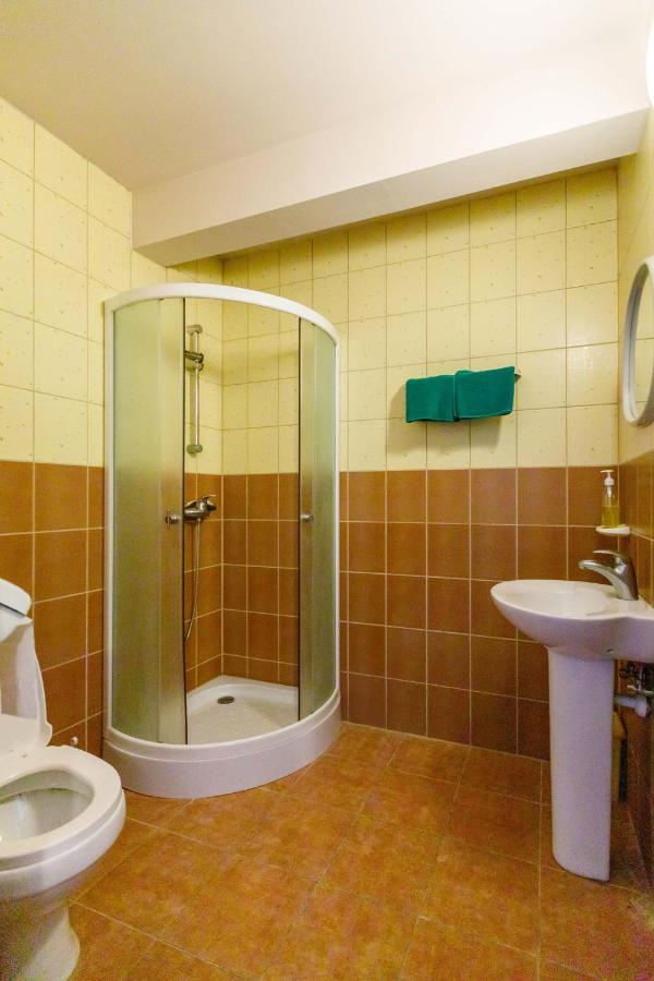 Viesu Nams “Dimantu Ferma” Hotel Ikšķile Exterior foto